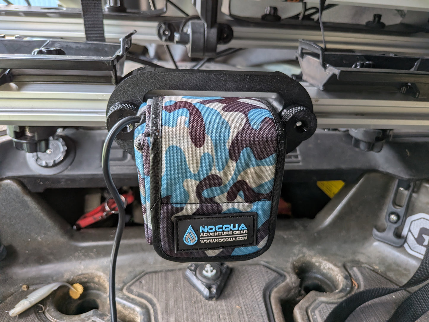 Track Mount for Nocqua Battery Packs